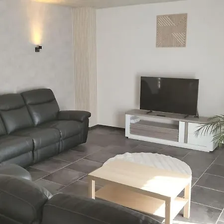Villa La 